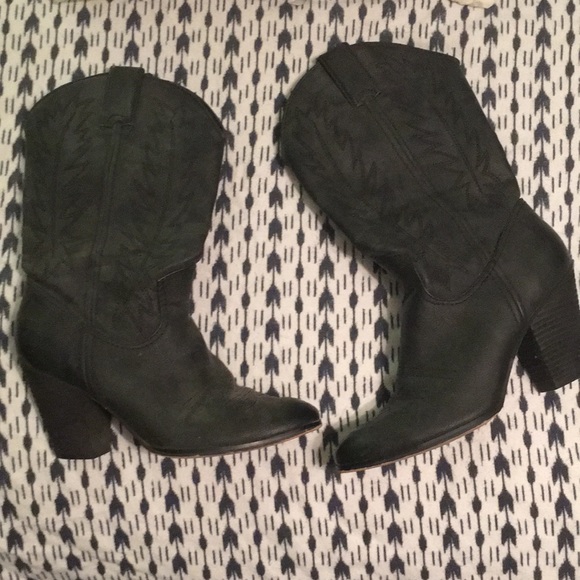 Miranda Lambert Black Heeled Cowgirl 